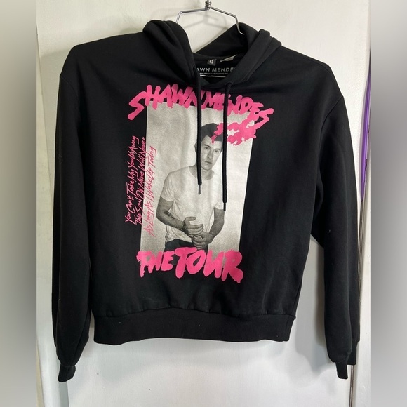 Divided Shawn Medes The Tour Pullover Hoodie - Picture 1 of 4